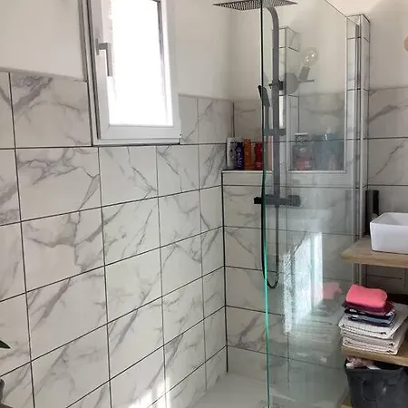 Maison Avec Jardin Proche Avignon 2